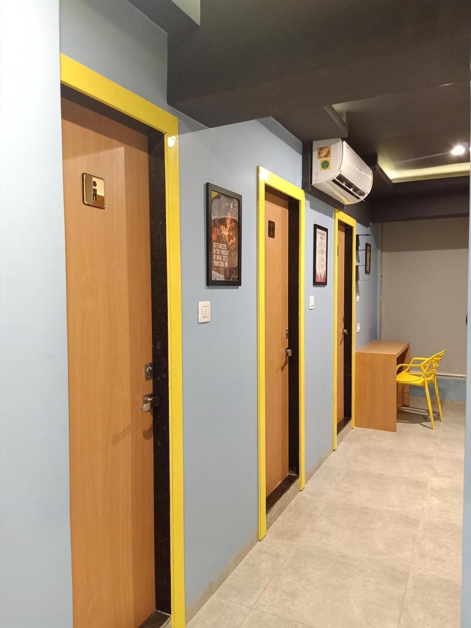 Stay Villa Hostel For Male And Female Bombaim Exterior foto