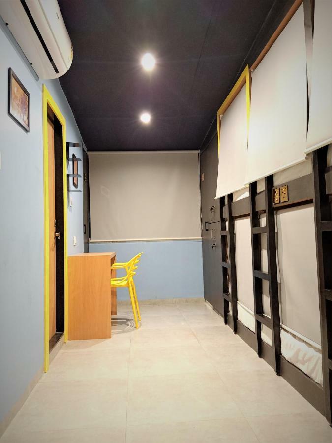 Stay Villa Hostel For Male And Female Bombaim Exterior foto